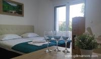 Apartments Val Sutomore, private accommodation in city Sutomore, Montenegro